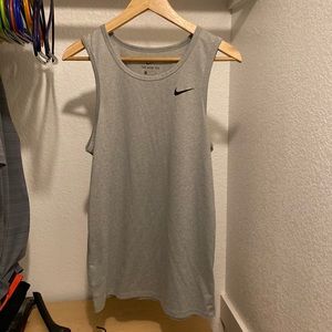 Nike tank top men size small